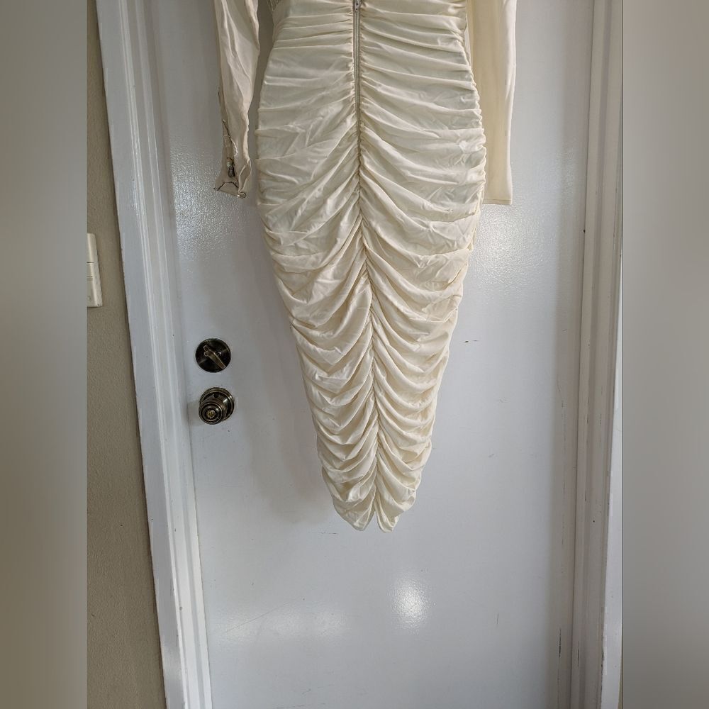 Vintage ivory rhinestone dress with shoulder pads circa 80's - Picture 6 of 10